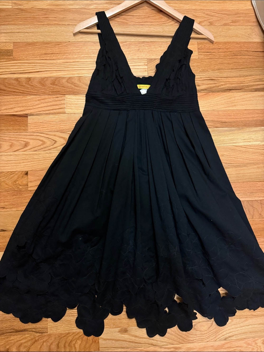 Catherine Malandrino Black Scalloped V-Neck Mini Dress
